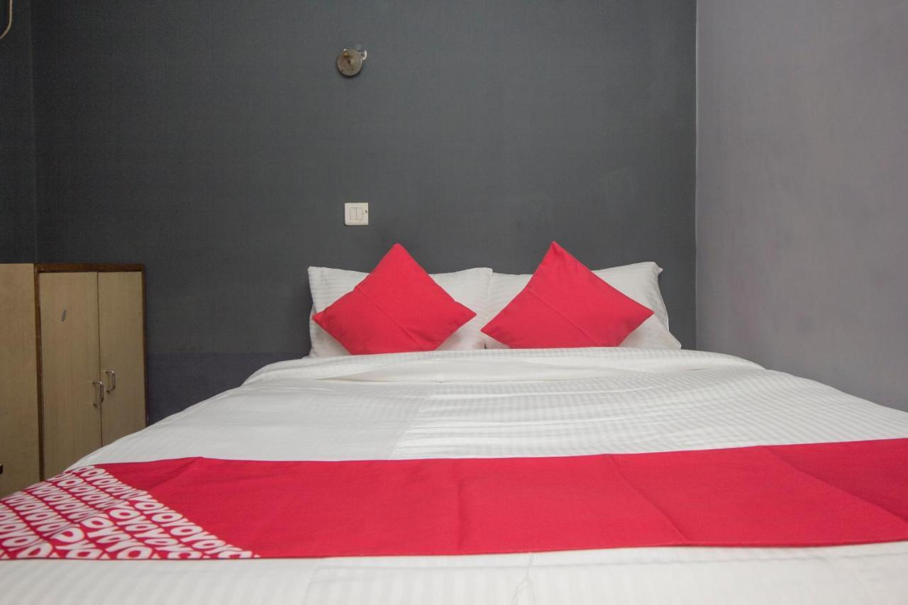Hotel O Golden Moments Siliguri Dış mekan fotoğraf