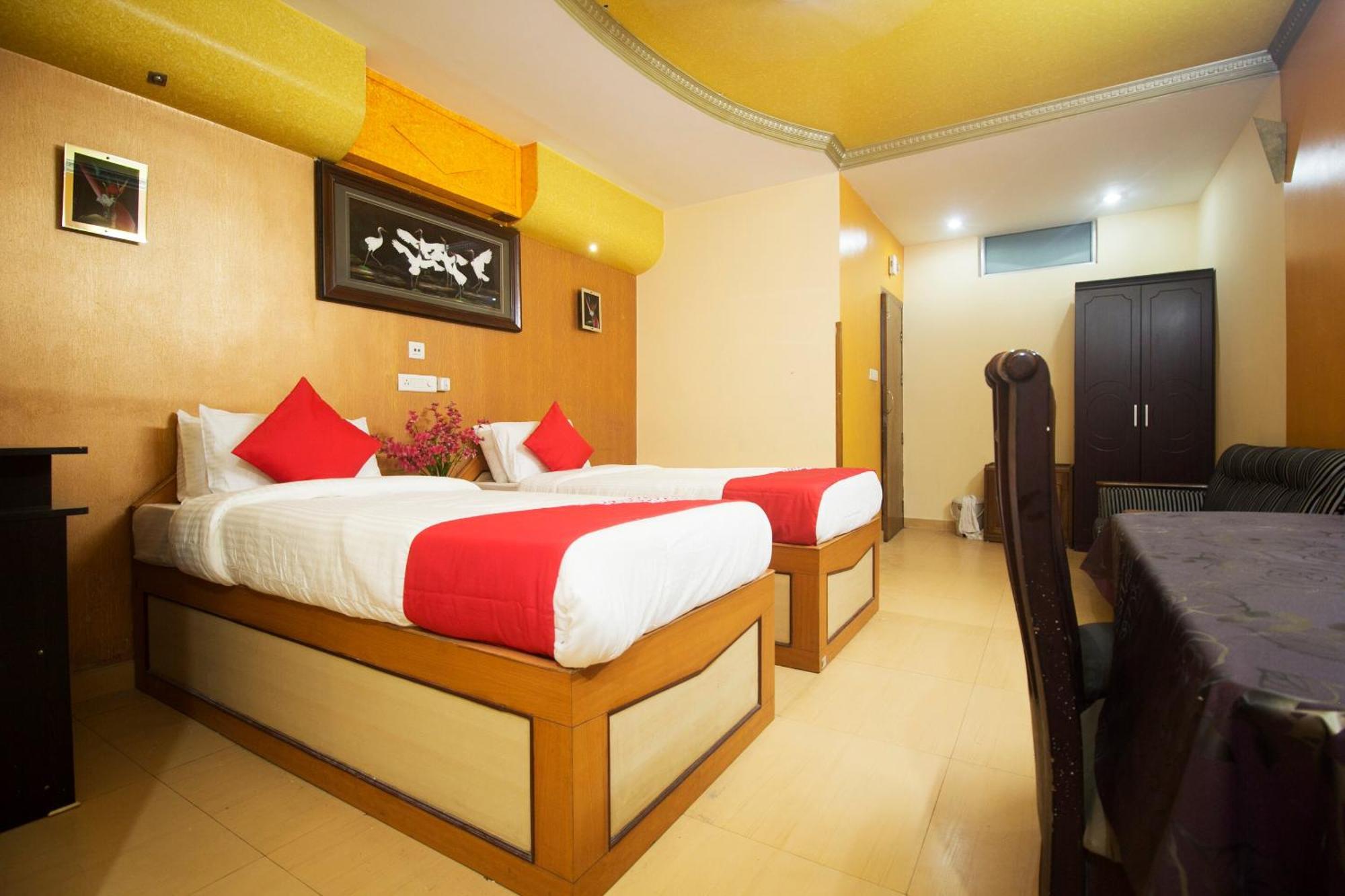 Hotel O Golden Moments Siliguri Dış mekan fotoğraf
