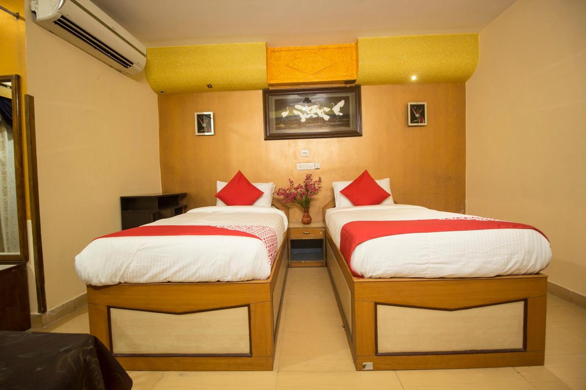 Hotel O Golden Moments Siliguri Dış mekan fotoğraf