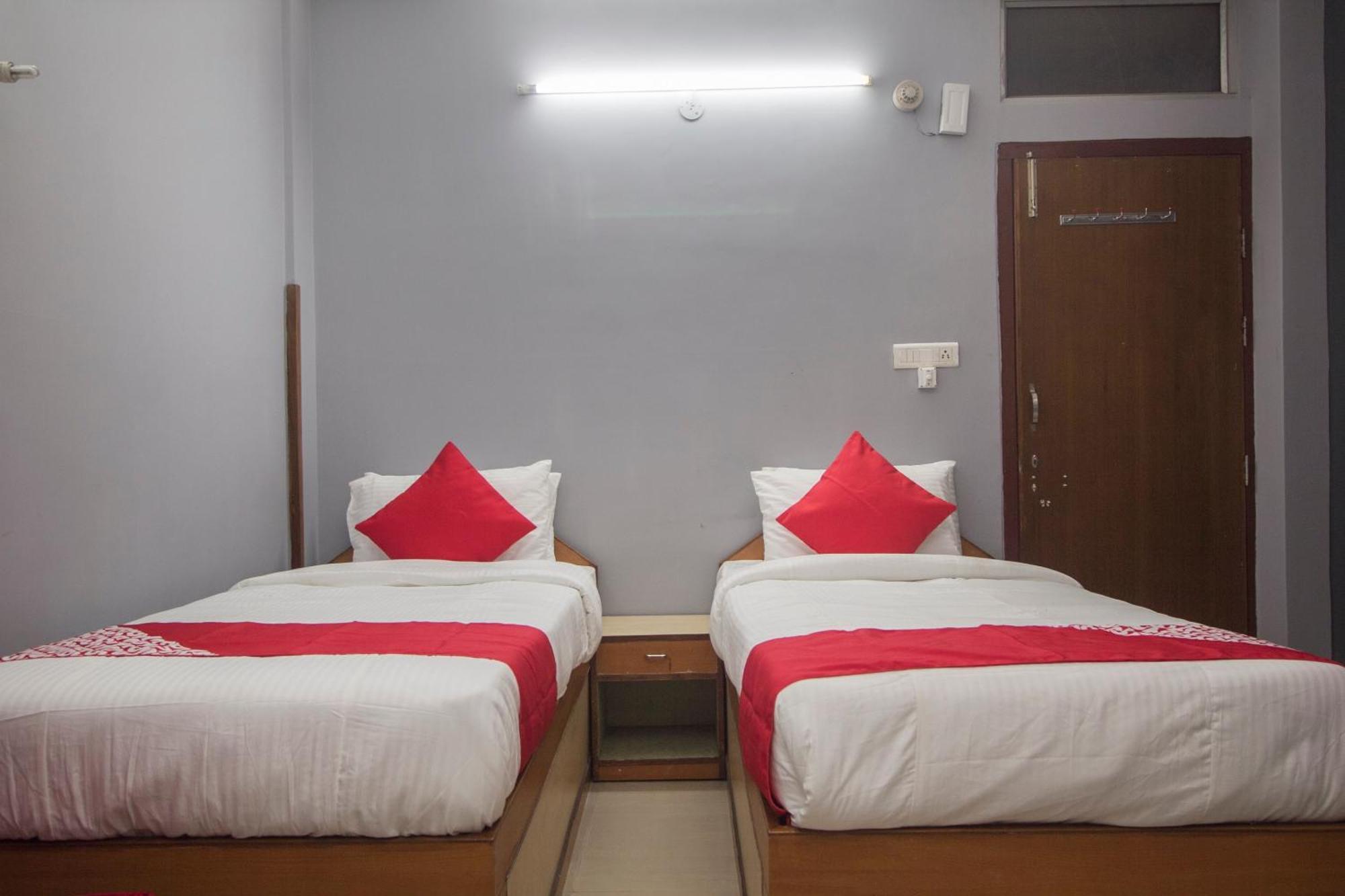 Hotel O Golden Moments Siliguri Dış mekan fotoğraf